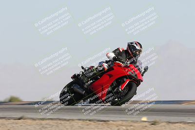 media/Dec-01-2025-Moto Forza (Mon) [[2daa91e15f]]/2-Intermediate Group/Session 2 Turn 9 Entry/